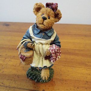 Boyds Bears Figurine/Statue
